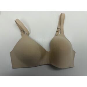 Hanes Womens Bra Size 38C Brown Wireless Adjustable Bra HU03/HP03